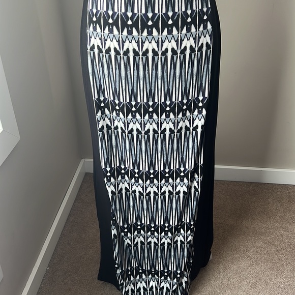 PerSeption Concept Maxi Dress - Picture 4 of 15